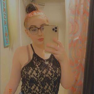 Meet your Posher, Allysia